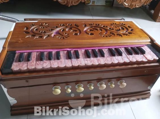 হারমোনিয়াম